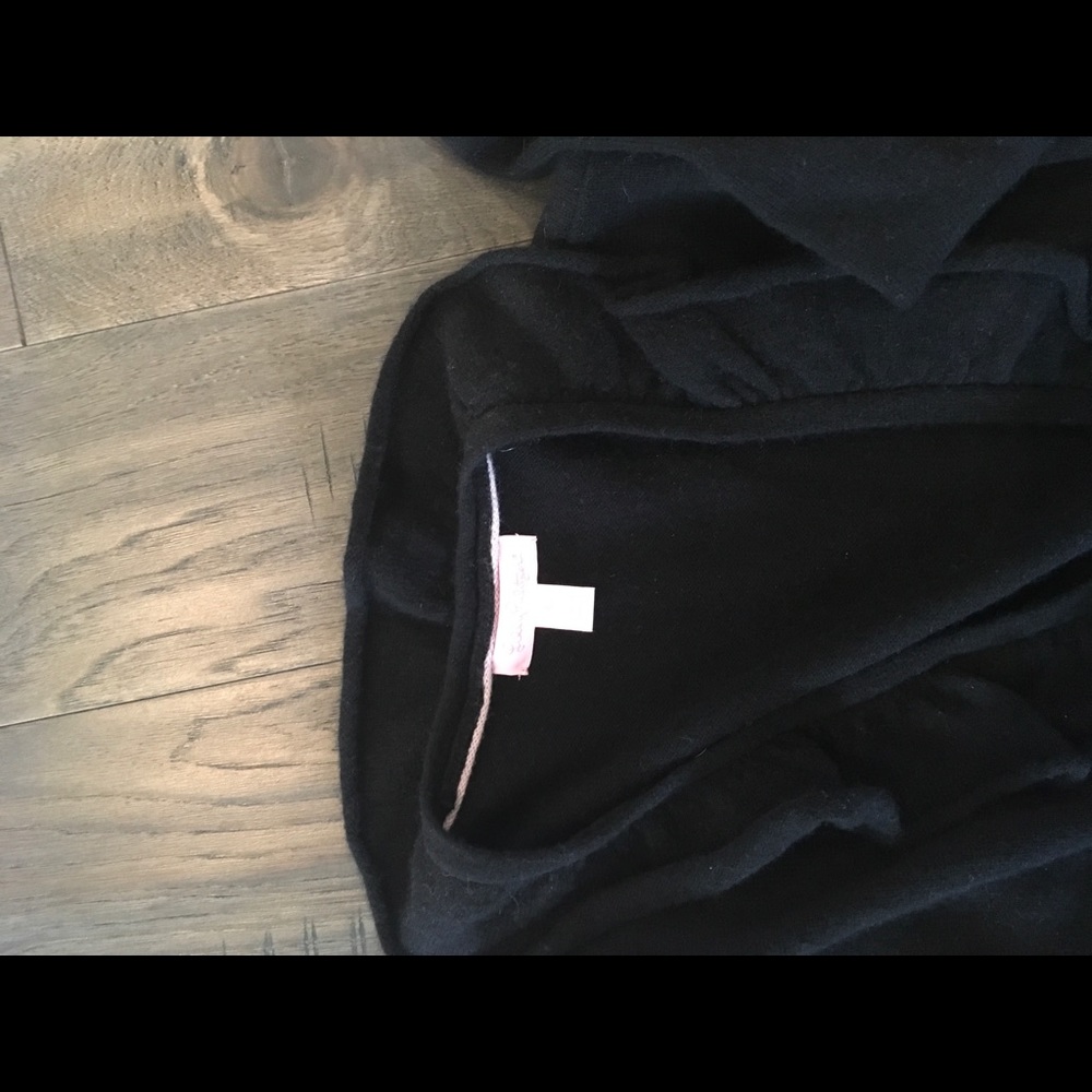Women’s black cashmere wrap cardigan - Picture 2 of 2